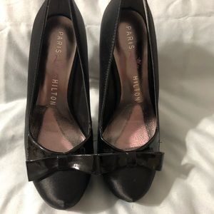 Black heels with a bow